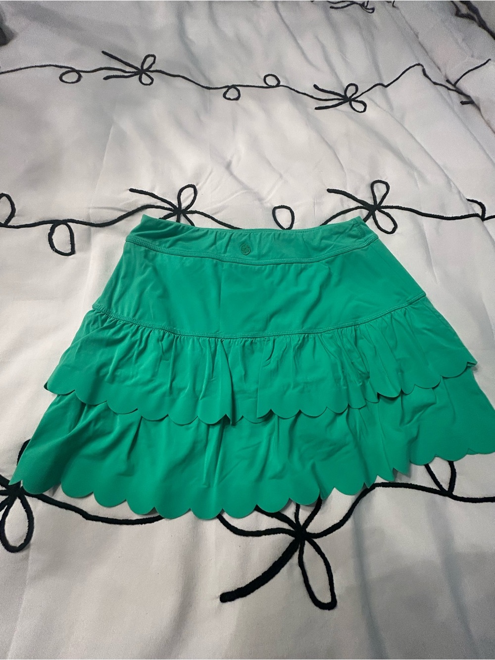 Green Tiered Scallop Hem Skirt - Picture 2 of 3